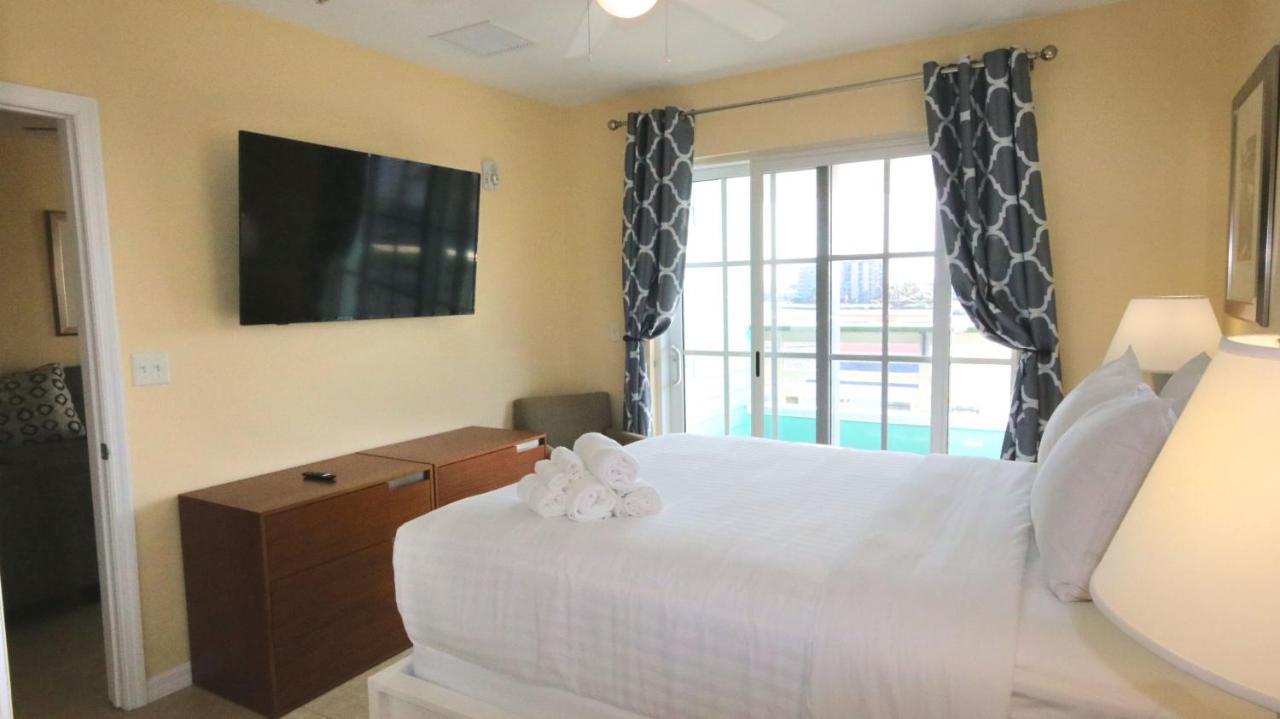 Johns Pass Condo'S- Fully Remote Сейнт Пийт Бийч Екстериор снимка